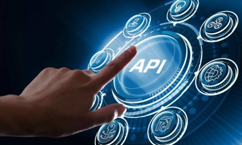 API là một trong những công cụ thông minh.